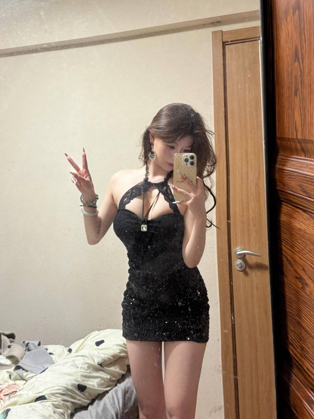 番禺舌吻御姐配图1