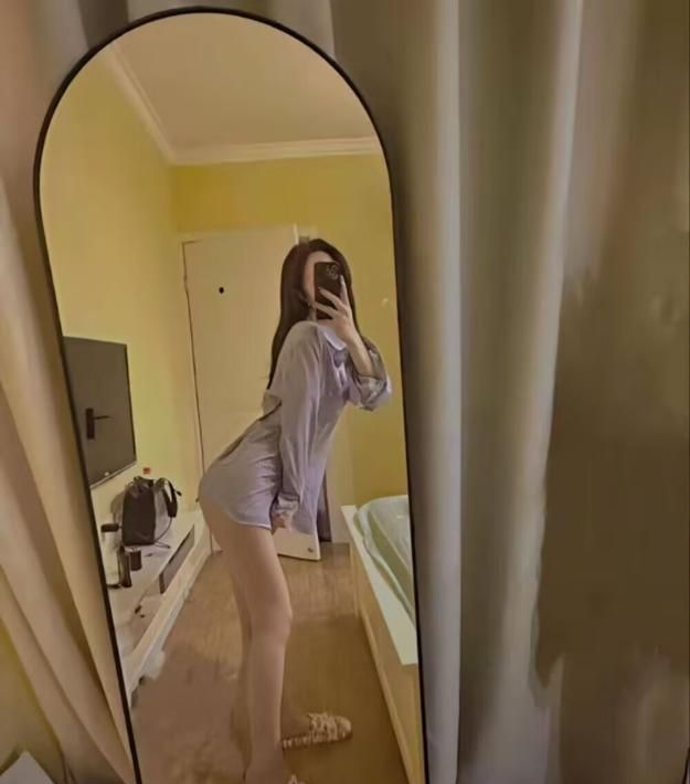 爆赞莎莎老师配图1
