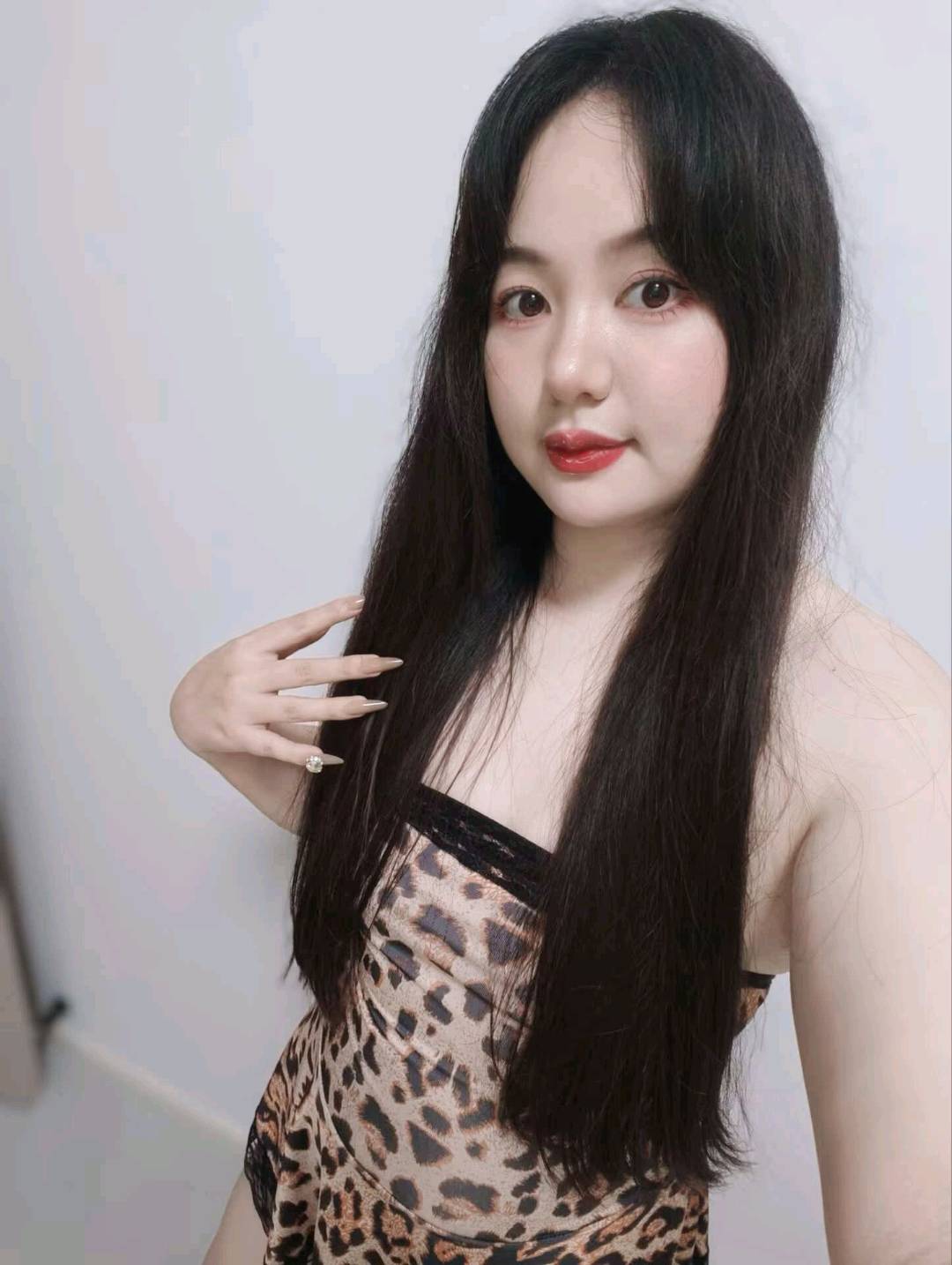 硚口喷水姐姐配图2