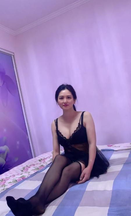 延吉市黑丝大奶熟女配图2