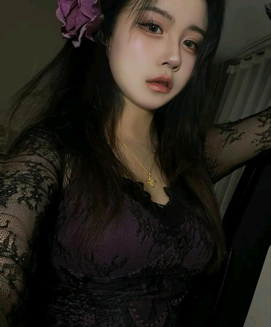 上城性感人妻小少妇配图2