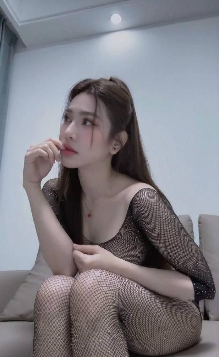 武侯风骚情趣妹儿阮雪配图1