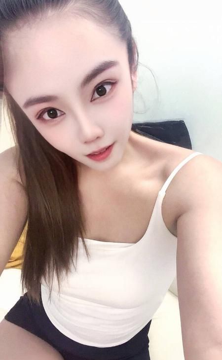三通巨乳肥臀娜娜-品茶社