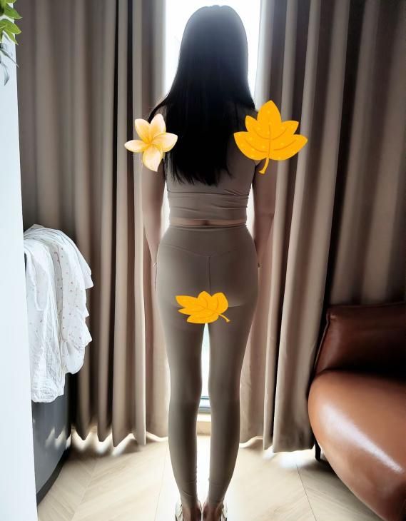 洪山桃子老师可接吻配图2