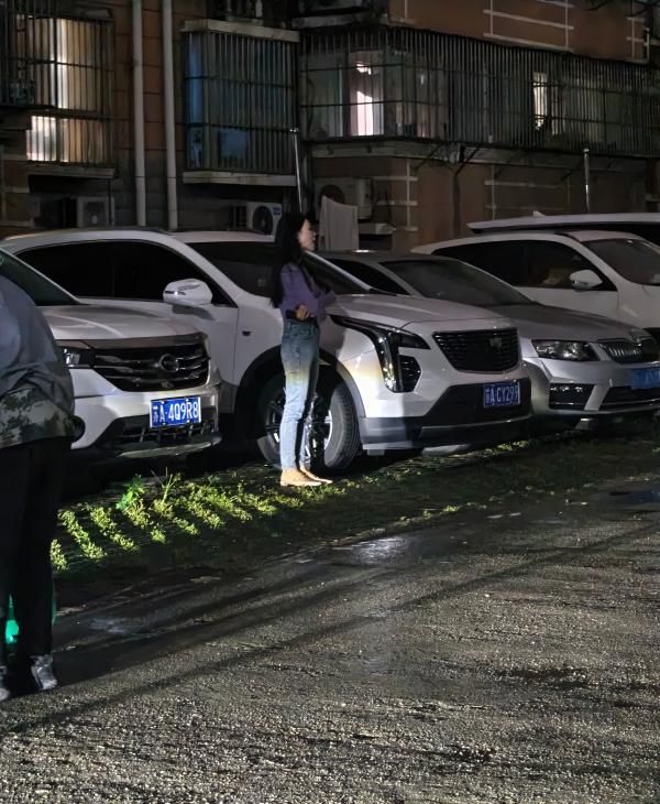 江宁站街女配图1