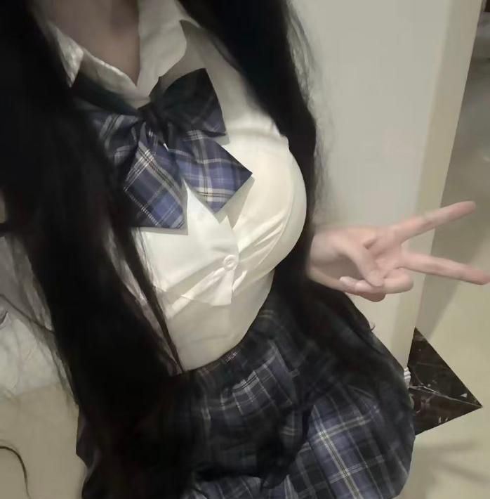 江岸JK小妹零零后配图4