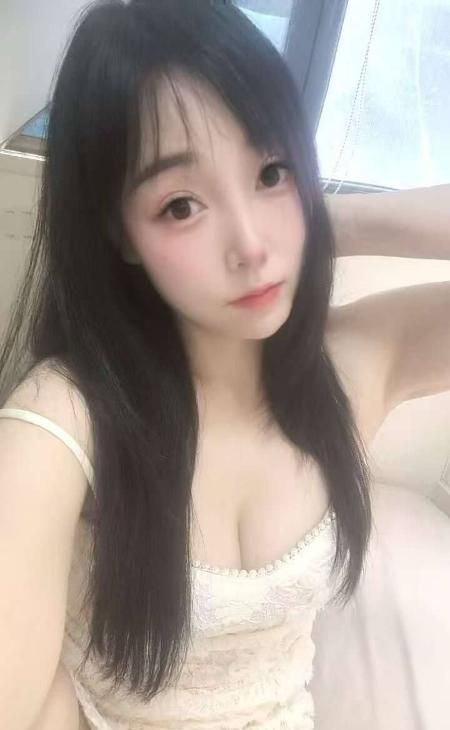 魔性御姐身材配图3