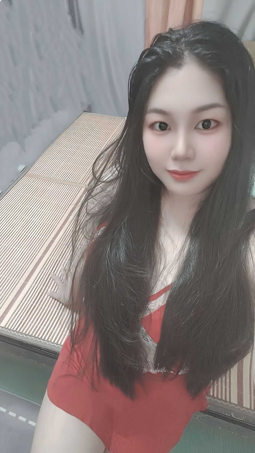 骚浪的大肥臀思思配图2