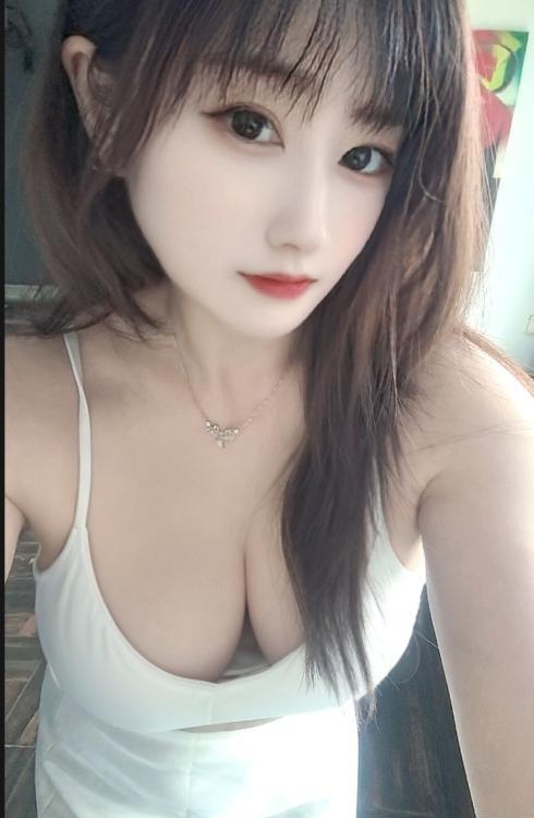 徐汇川妹子小月配图1
