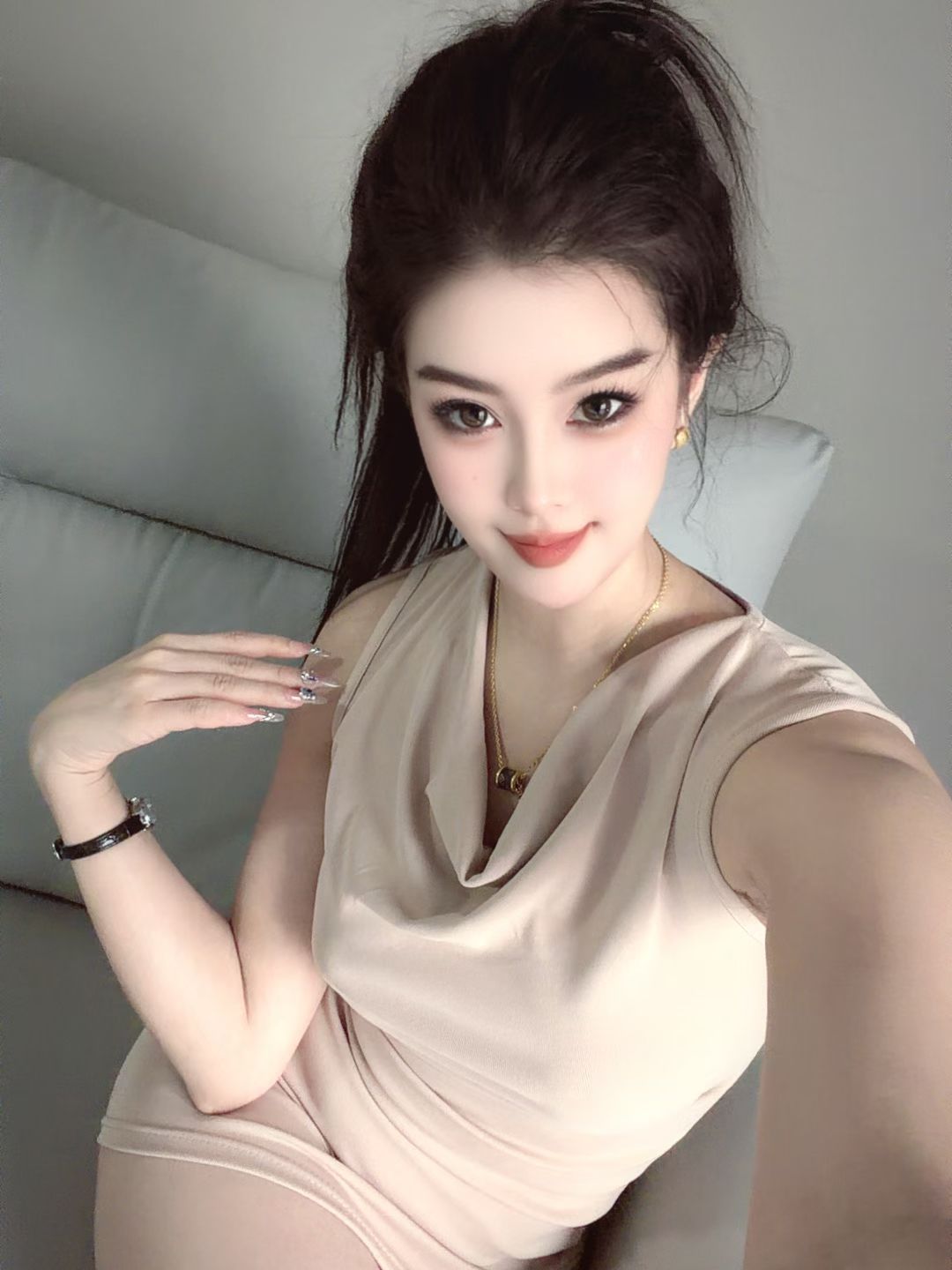 有容乃大新疆妹配图2