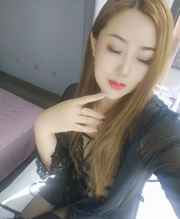 包河性感御姐配图1