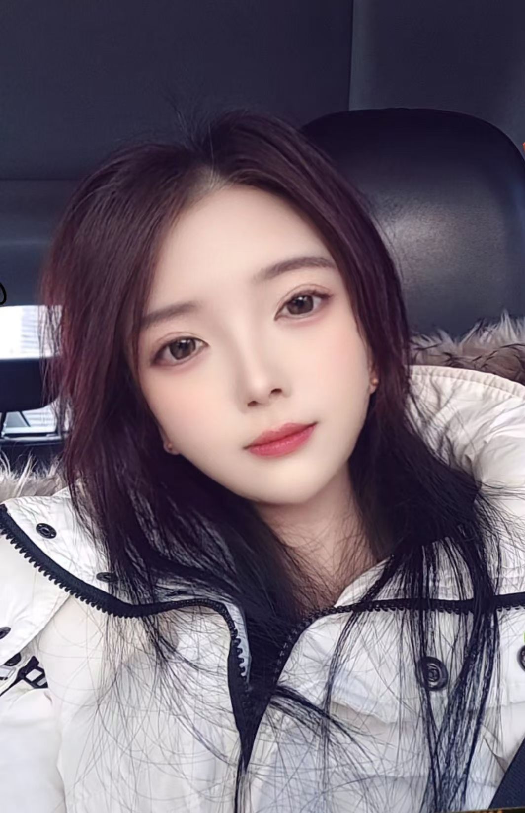 浦江高挑少妇配图1