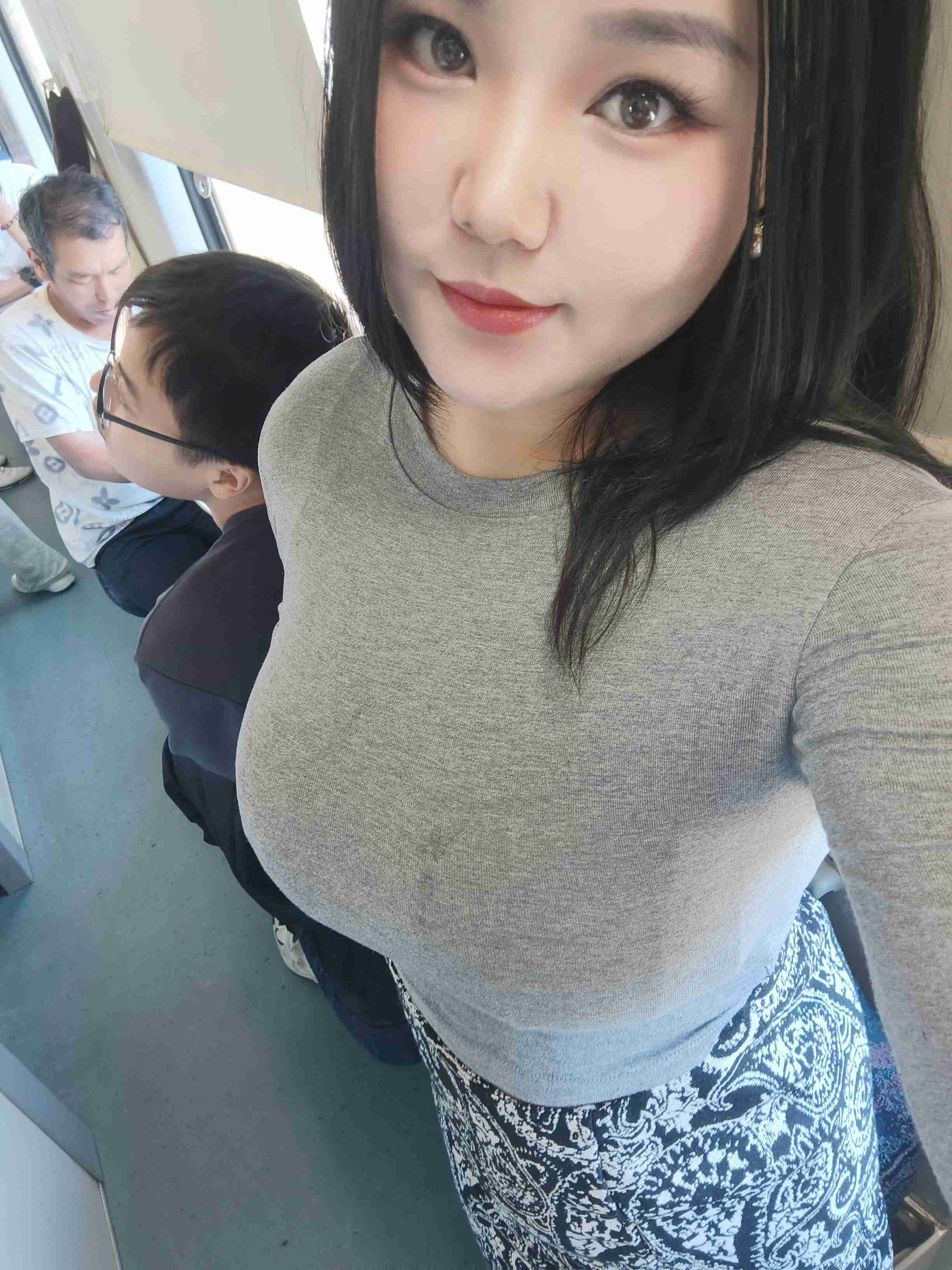 昆明巨乳小楼配图2