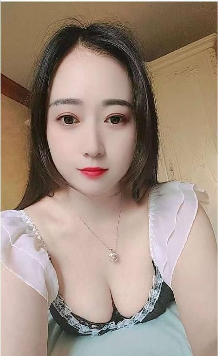浦东3张服务系小姐姐配图1