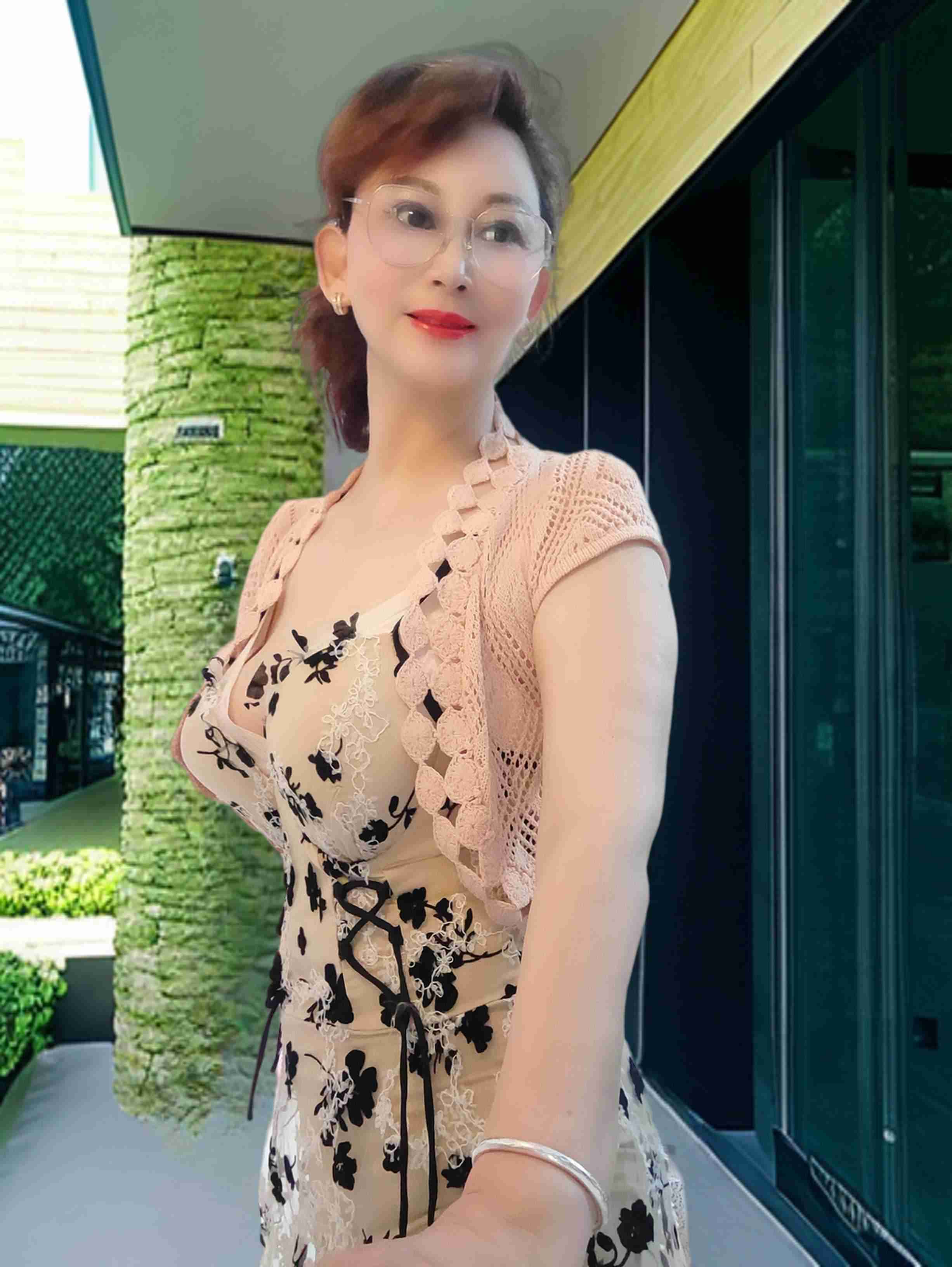 深圳熟女岚姐-买色网