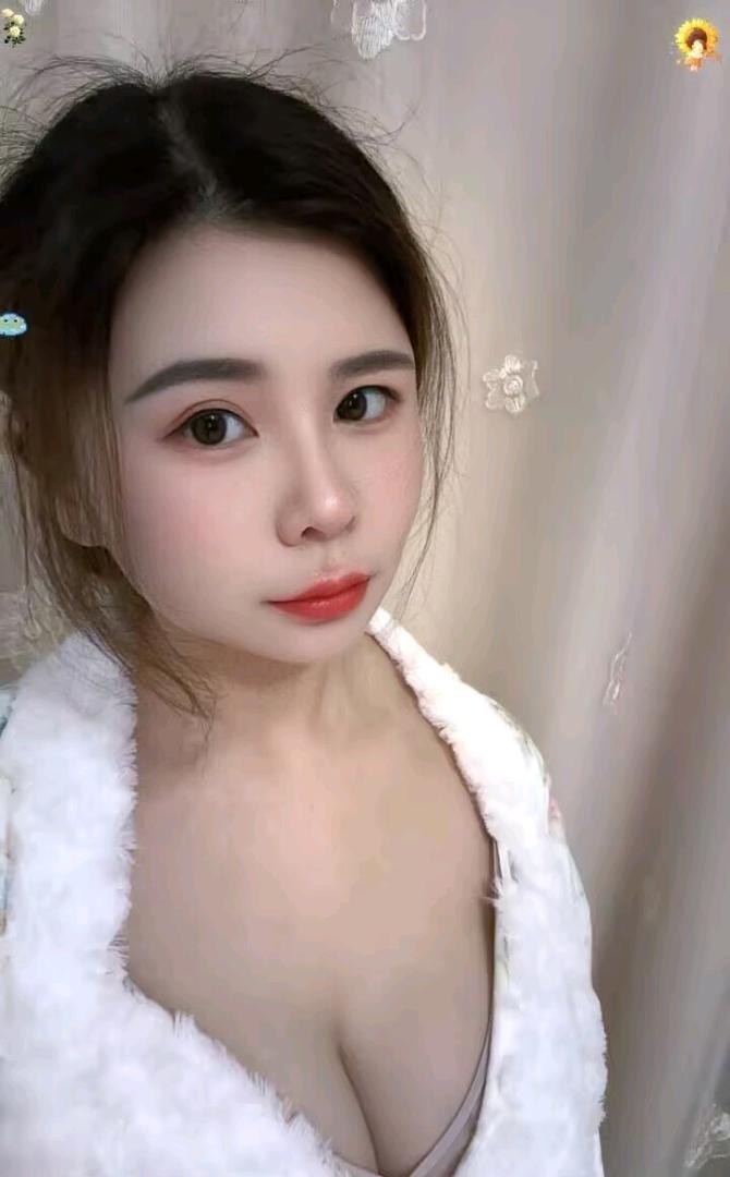 包河大胸妹小雨配图3