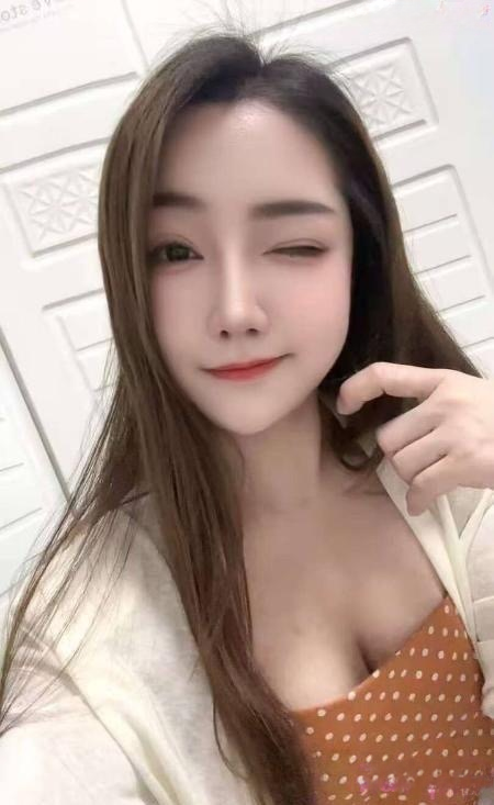 大连沙河口区雪儿配图1