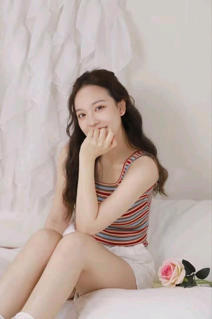 蜀山居家少妇配图2