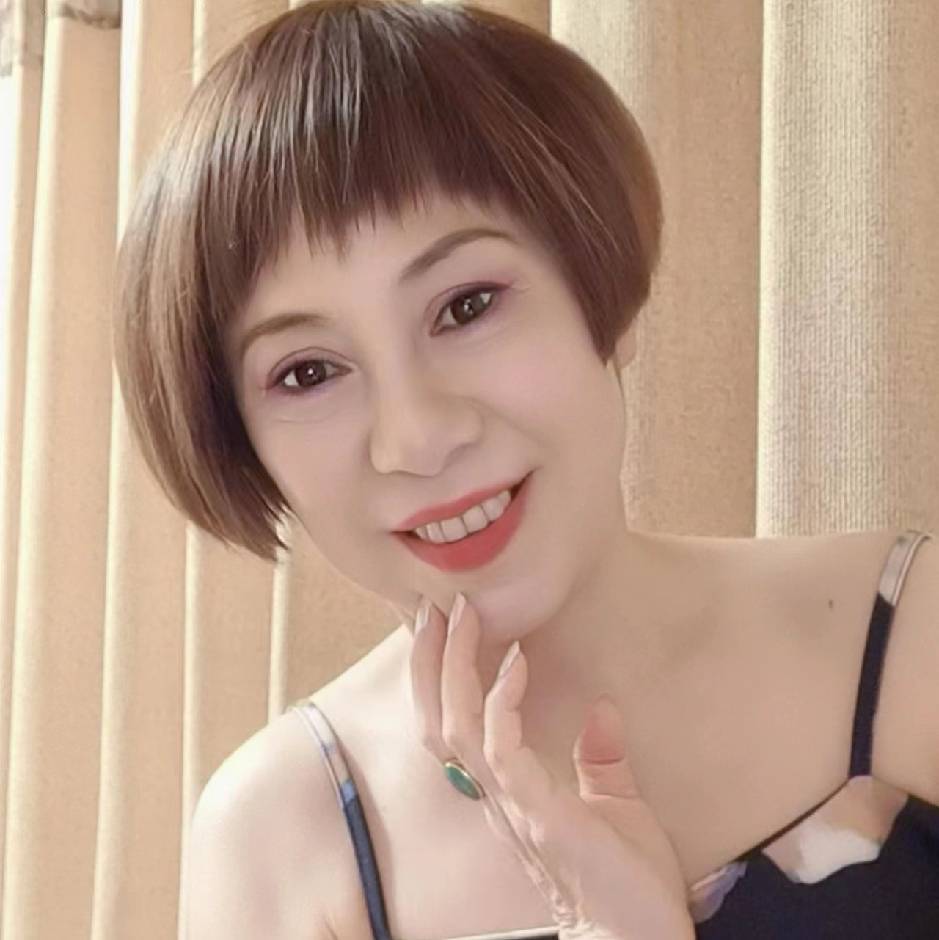 秦淮短发熟女-买色网