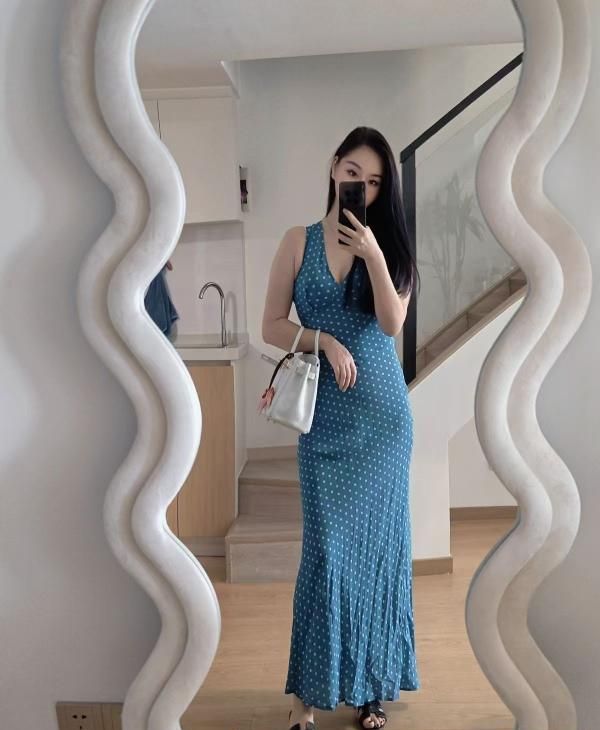 福永兼职性感御姐配图2