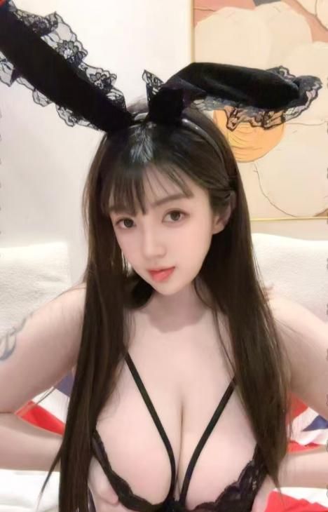 性感大胸兔兔-买色网