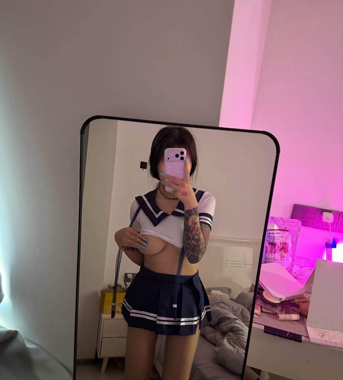 上城18岁嫩妹配图2