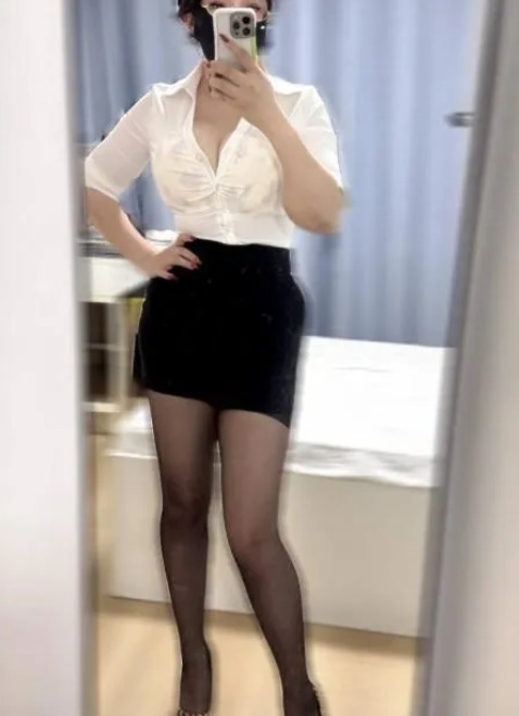 历下区SM毒龙E奶少妇配图2