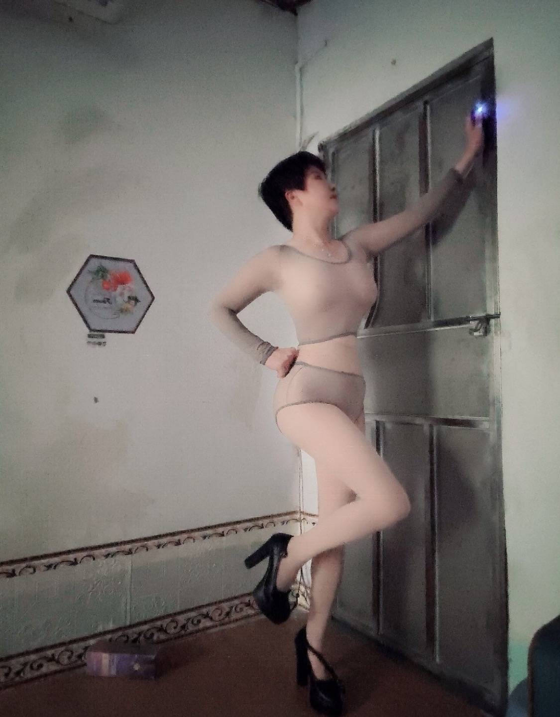 性感风骚少妇配图3