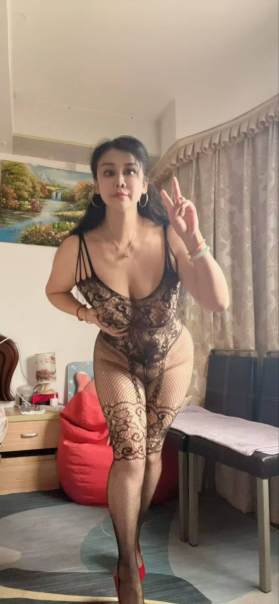 闵行名器蝴蝶逼西西配图4