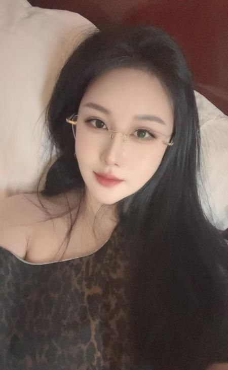 波霸月亮配图1