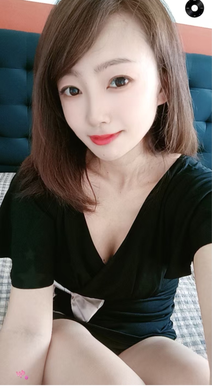 津南新人娇小少妇配图1