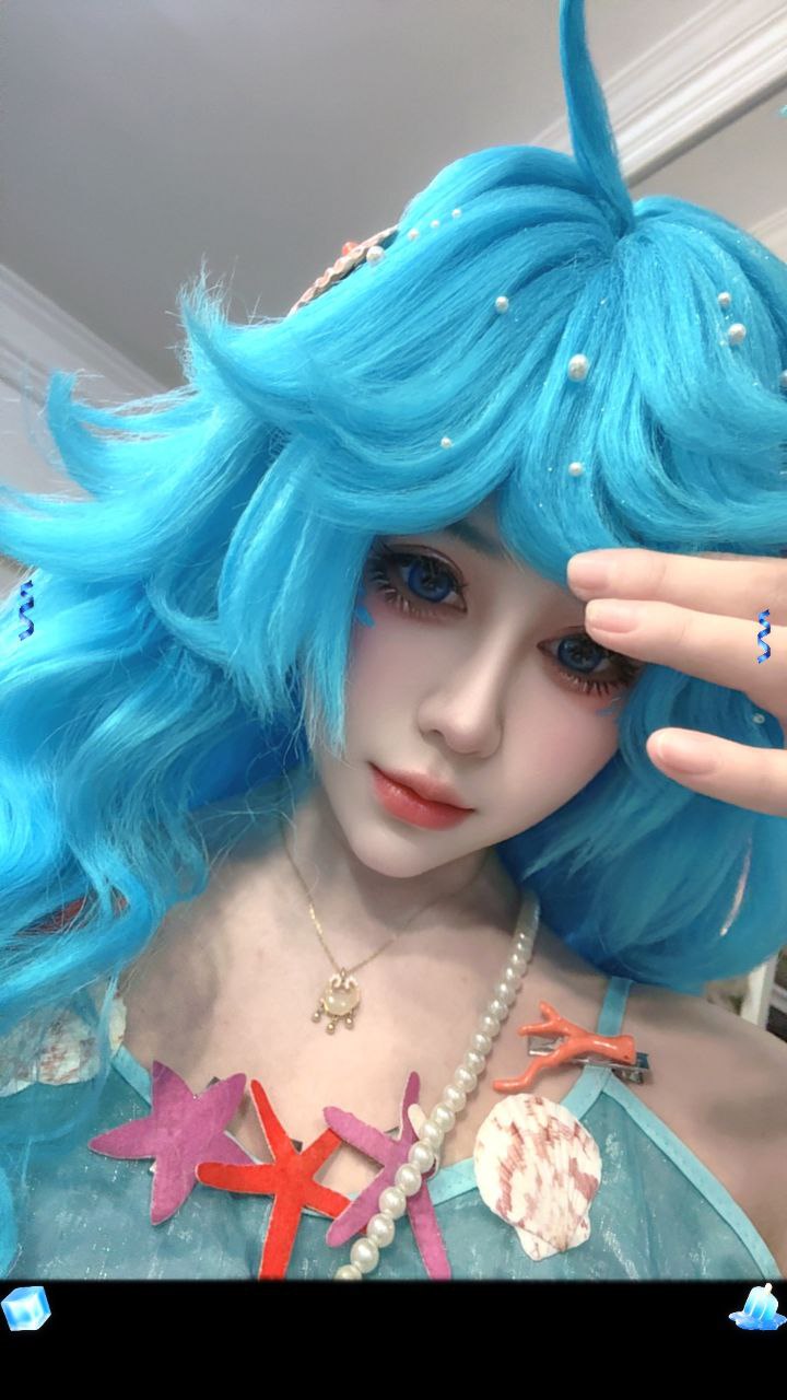 新上coser 香菜酱！服装多，可自带服装上门，相当配合，值得一试！配图3