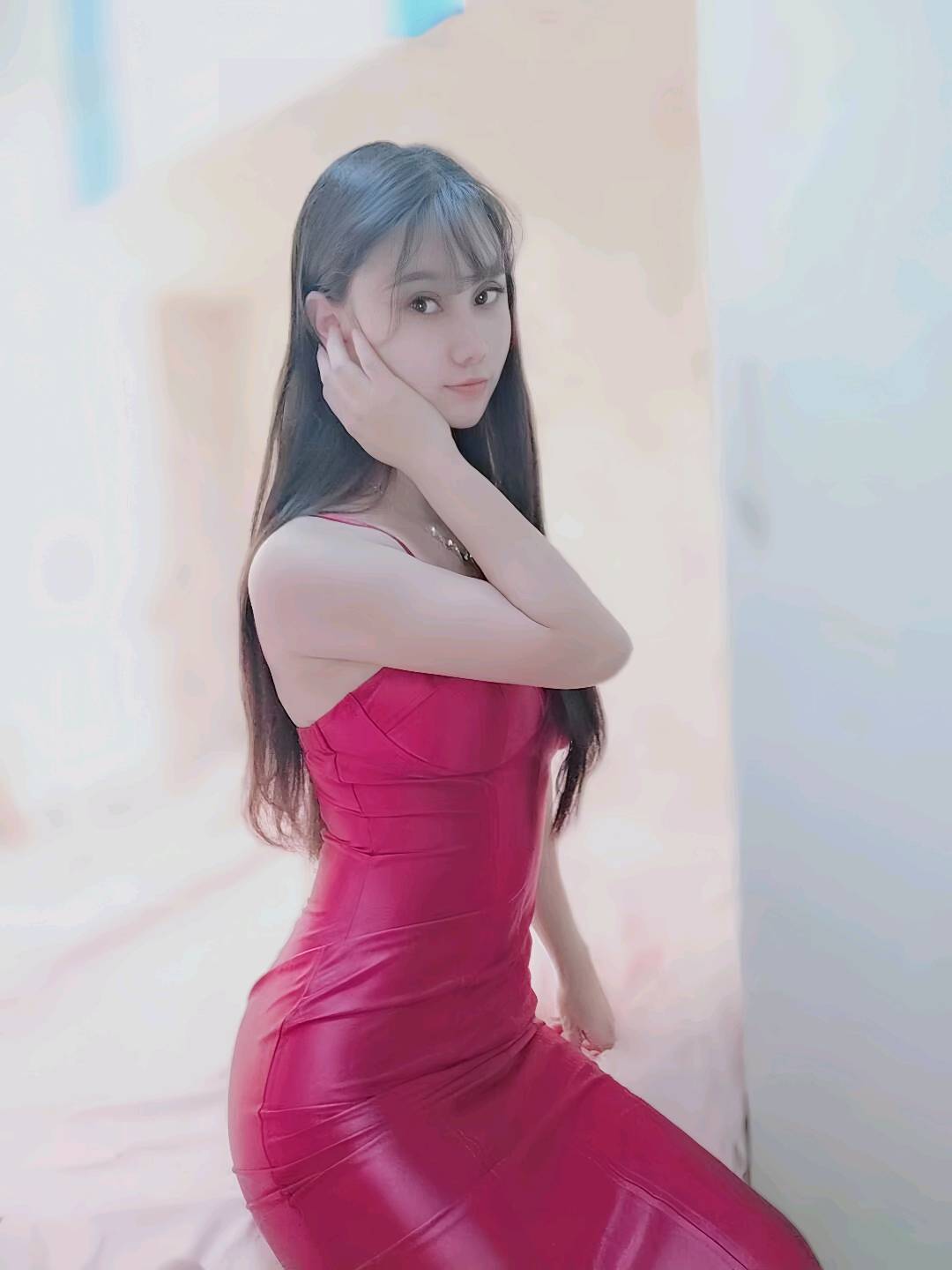 00后彤彤老师配图2