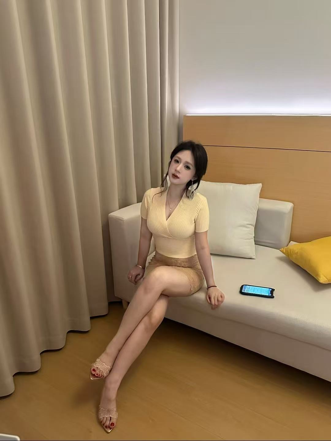 丰台翘臀少妇配图2