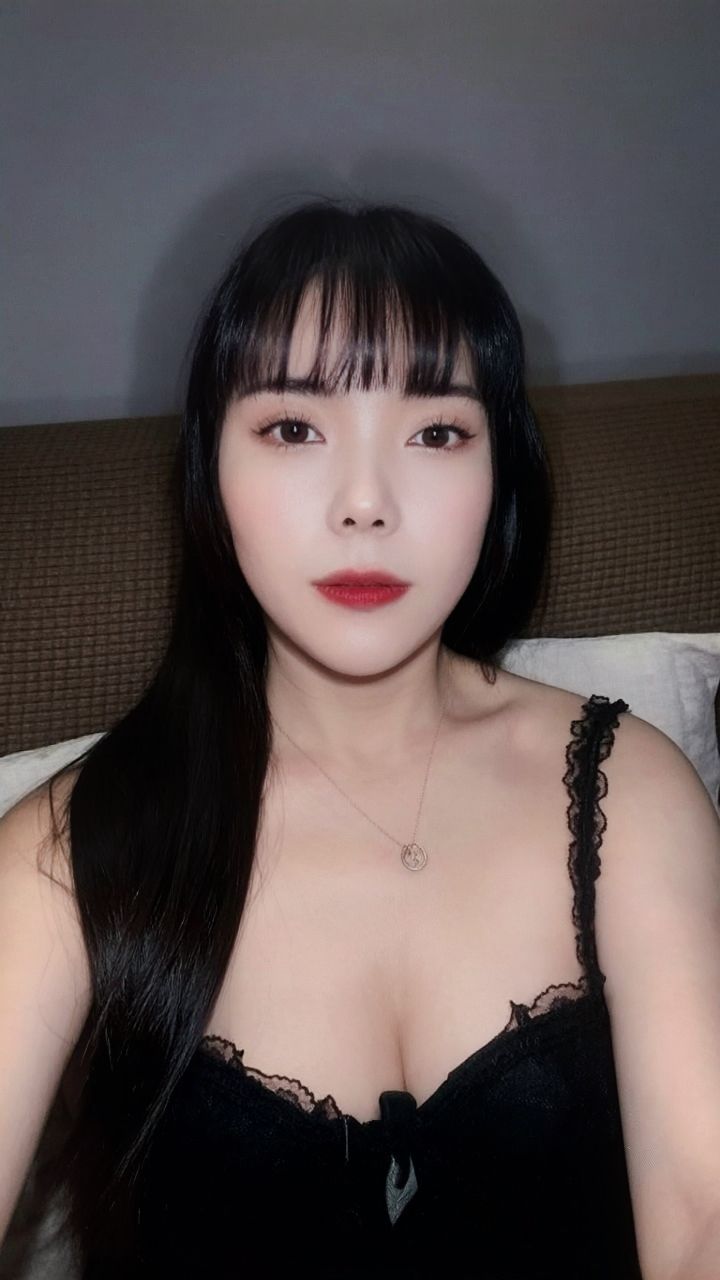 萧山巨乳性熟女配图3