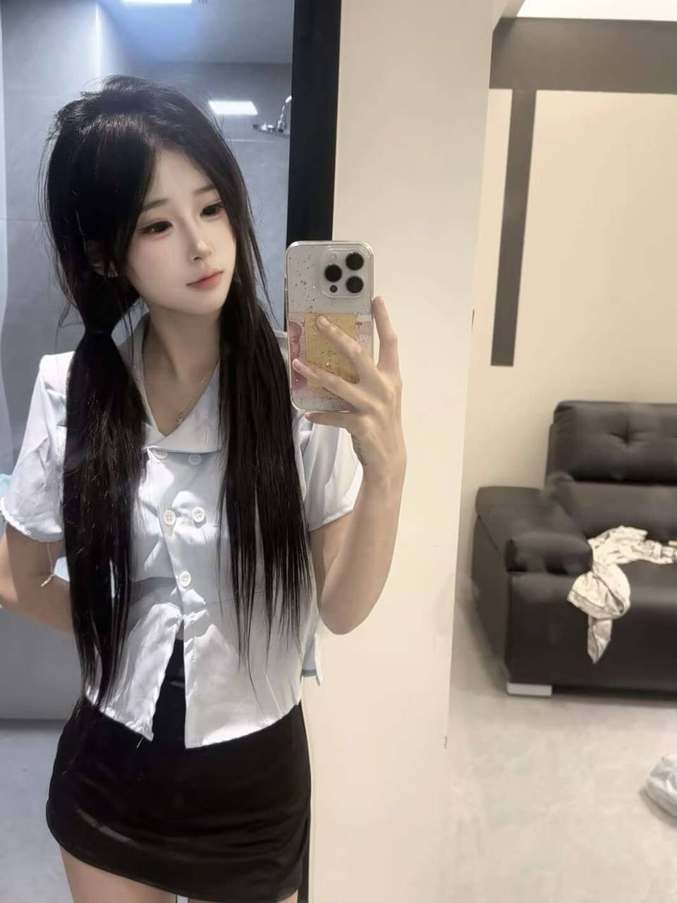很嫩的精神小妹配图2