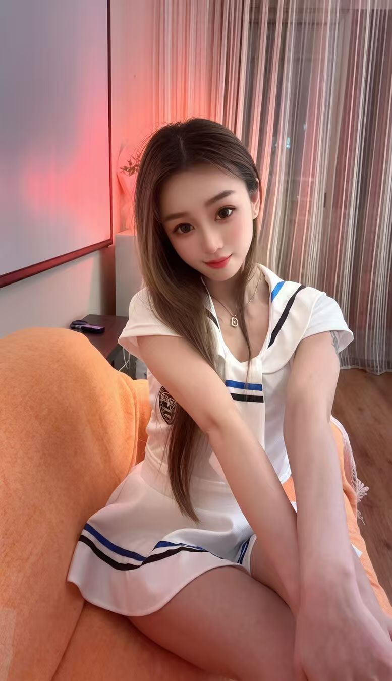 未央颜值御姐琳琳配图1