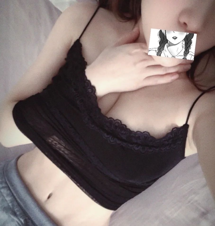 兼职巨乳御姐配图2