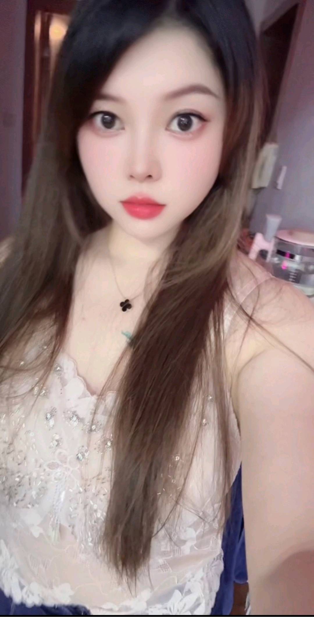 金桥长腿风骚妹配图1