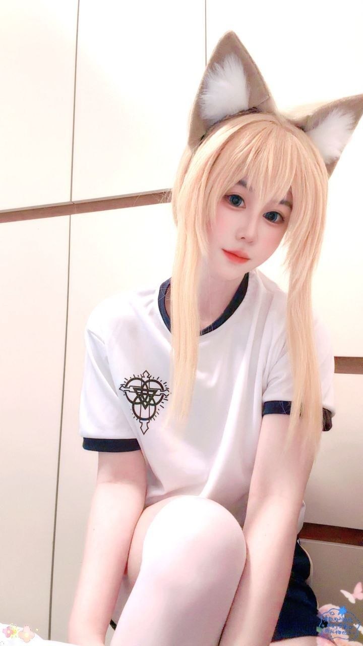 一个还算比较绿的coser ，没有纹身，也不是精神小妹，单纯的coser配图2