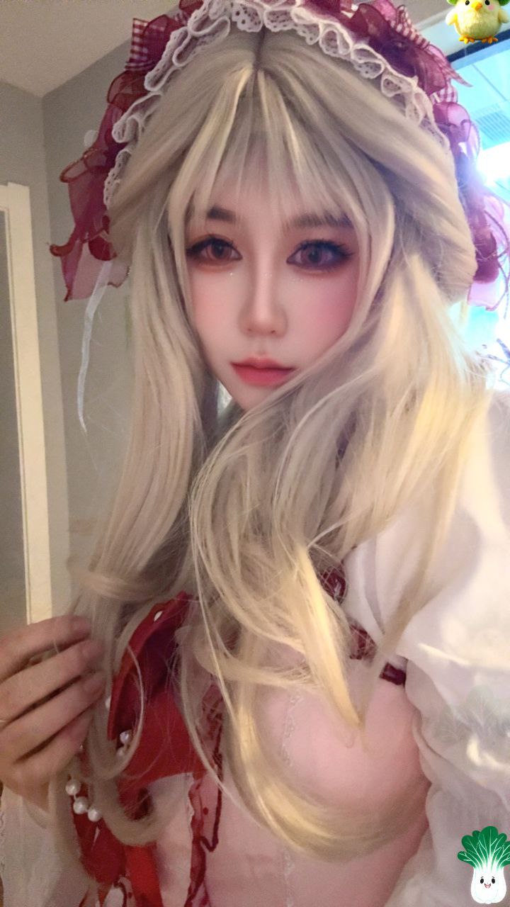 一个还算比较绿的coser ，没有纹身，也不是精神小妹，单纯的coser配图1