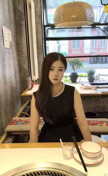 青山桃子可接吻配图1