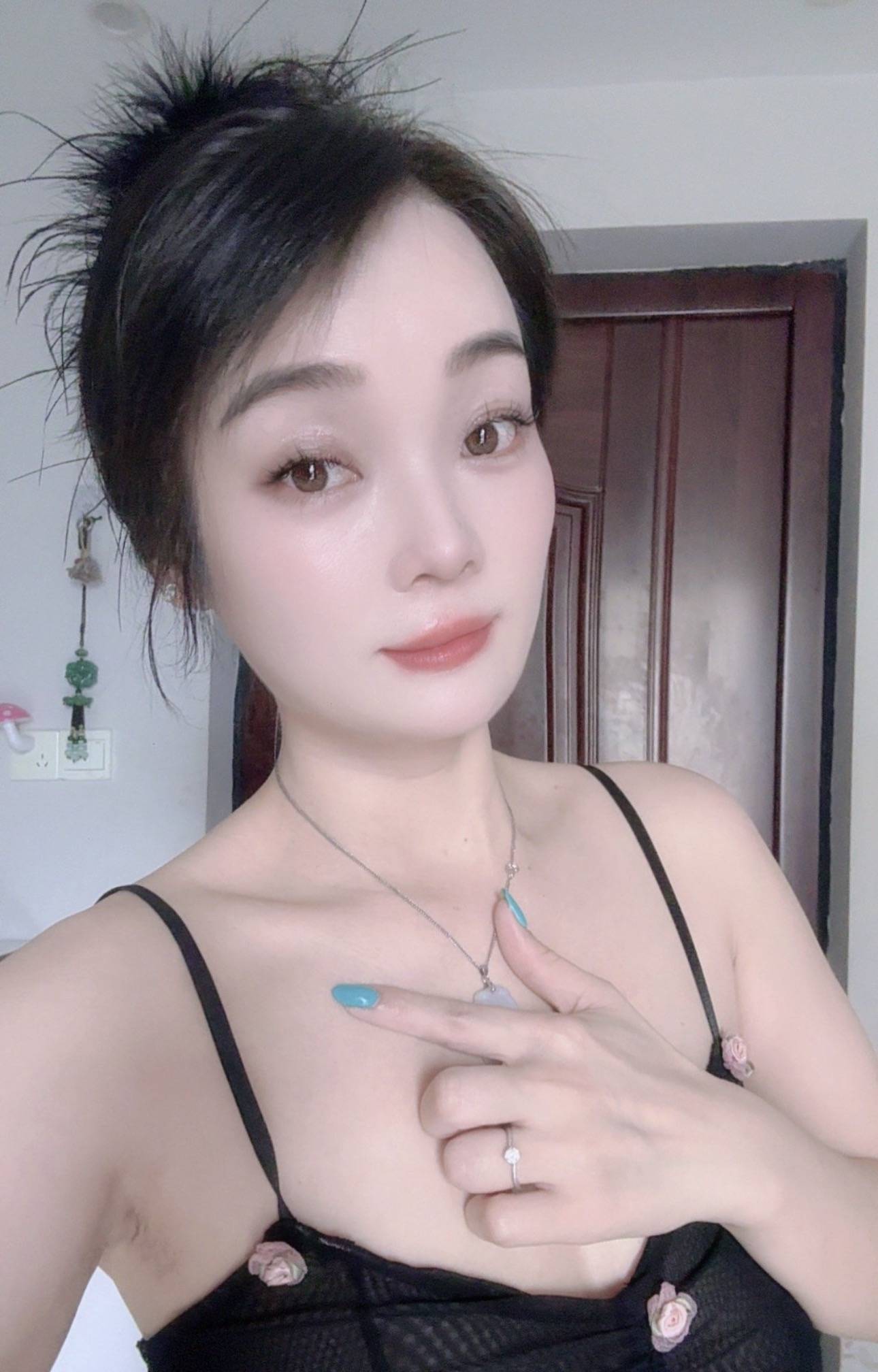 双飞姐妹配图2