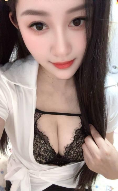 嘉定D奶紧致潮喷妹子配图2