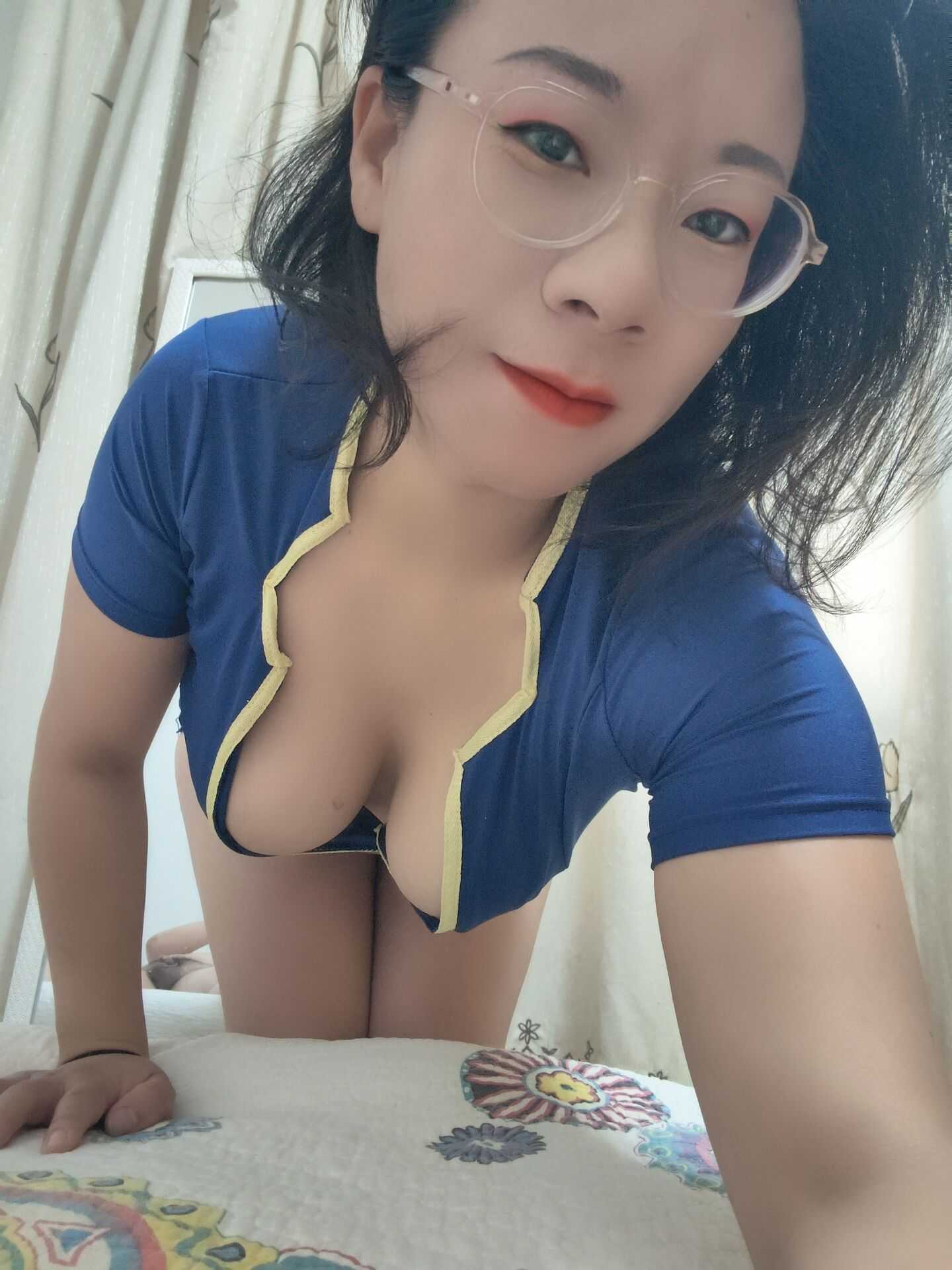 南京鼓楼五塘少妇配图6
