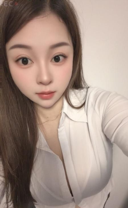 纯天然D胸婉婷配图3