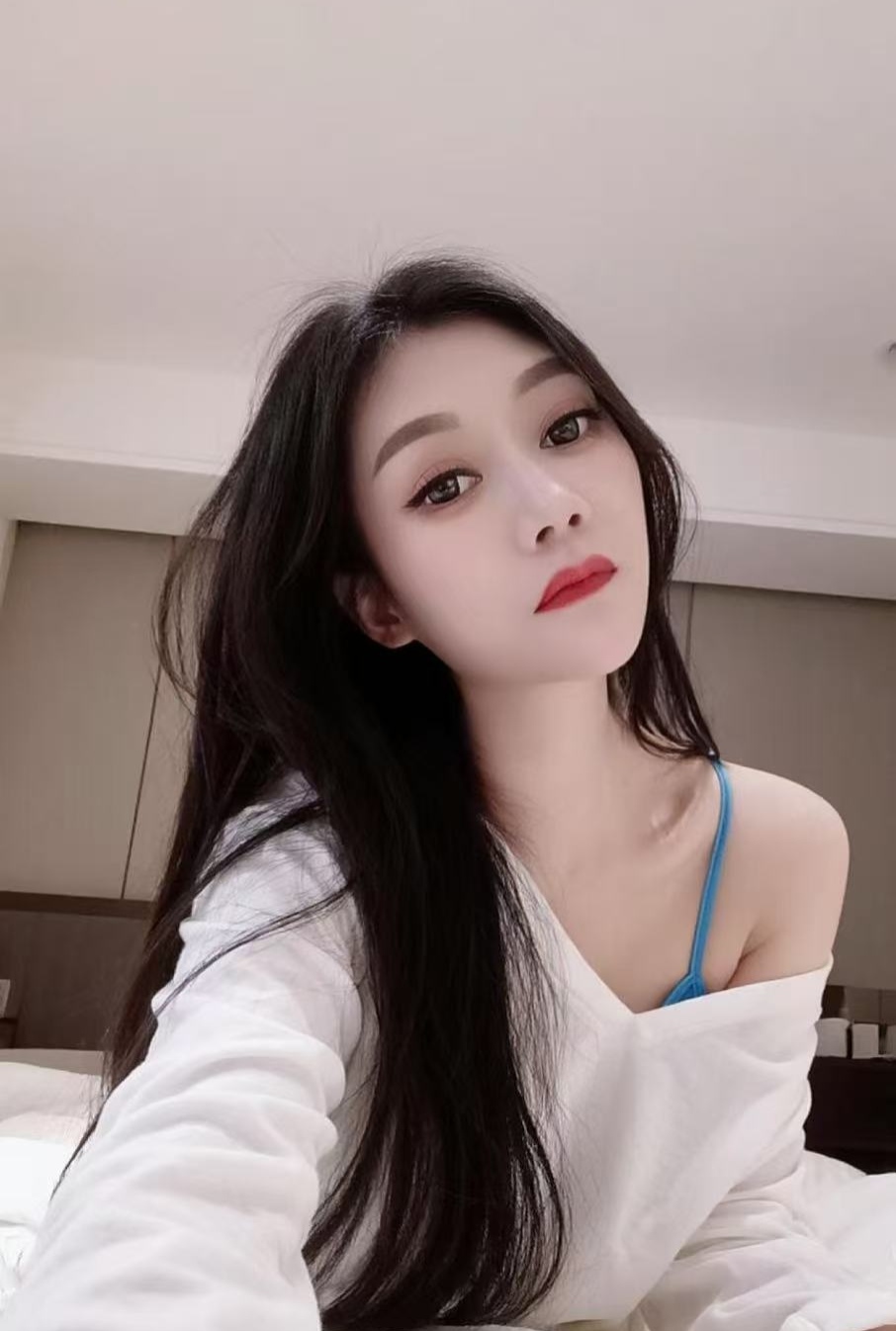 长腿美女随便玩配图1