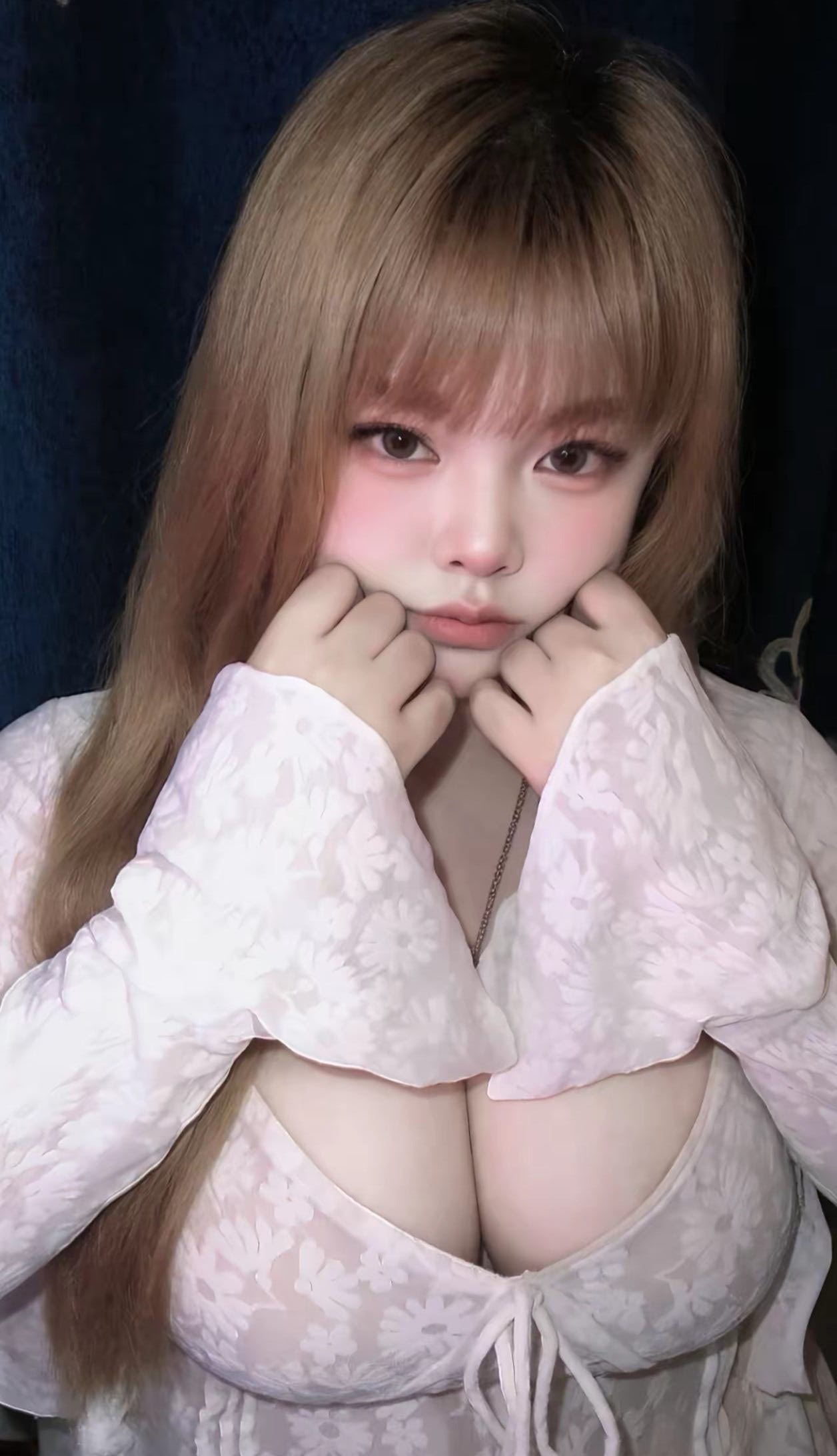 杭州市楼凤：拱墅大胸肉感女孩