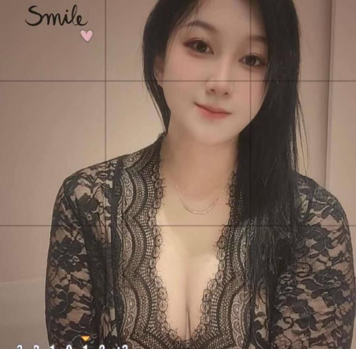 天河性感大奶潼潼配图2