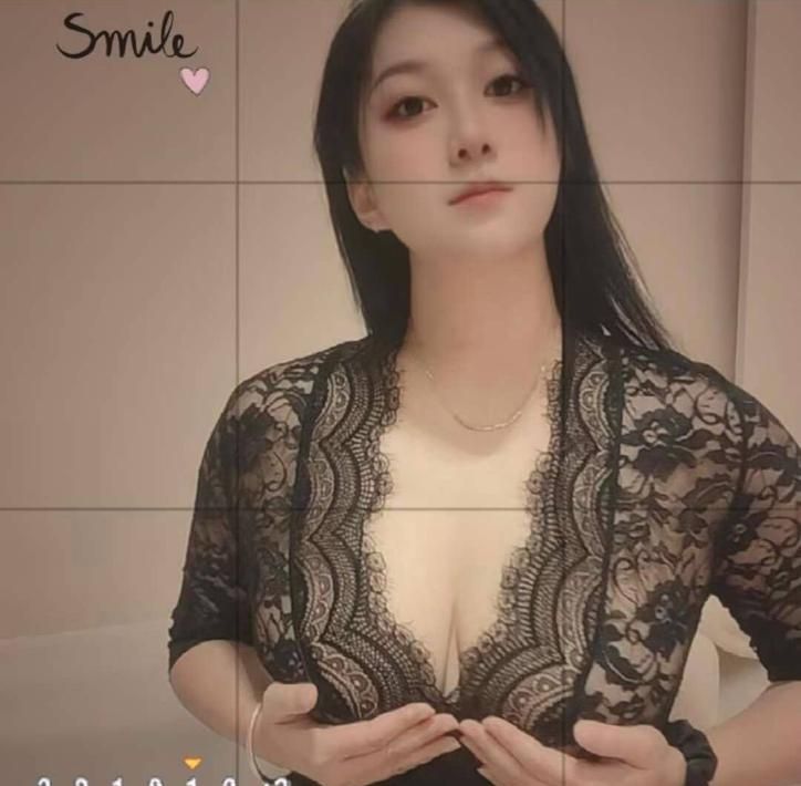 天河性感大奶潼潼配图4